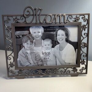 Fetco Decorative Silver Mom Frame